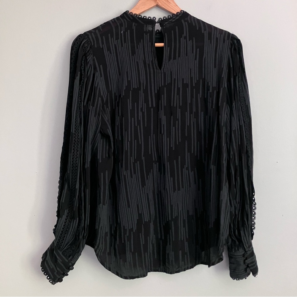 ANN TAYLOR Black Open Eyelet Long Sleeve Mock Neck Blouse Size XS (Could fit S) - Picture 5 of 11